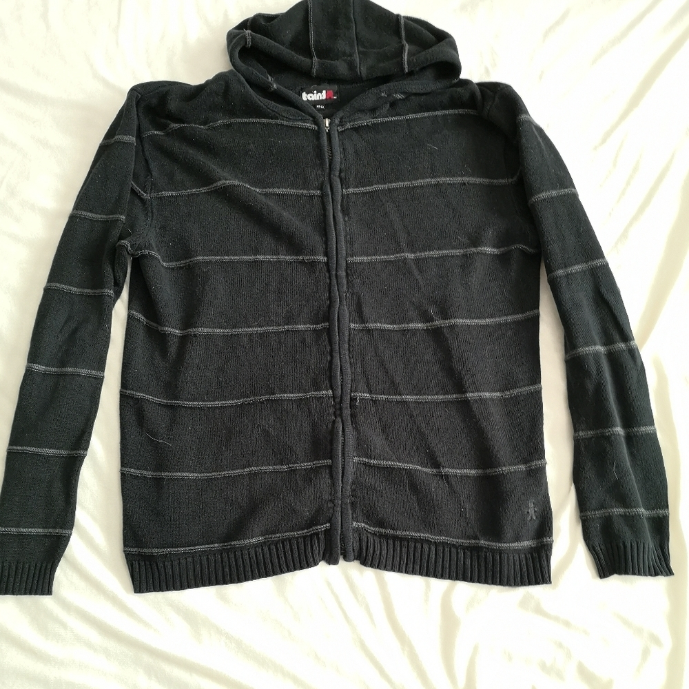 Men's knit sweater